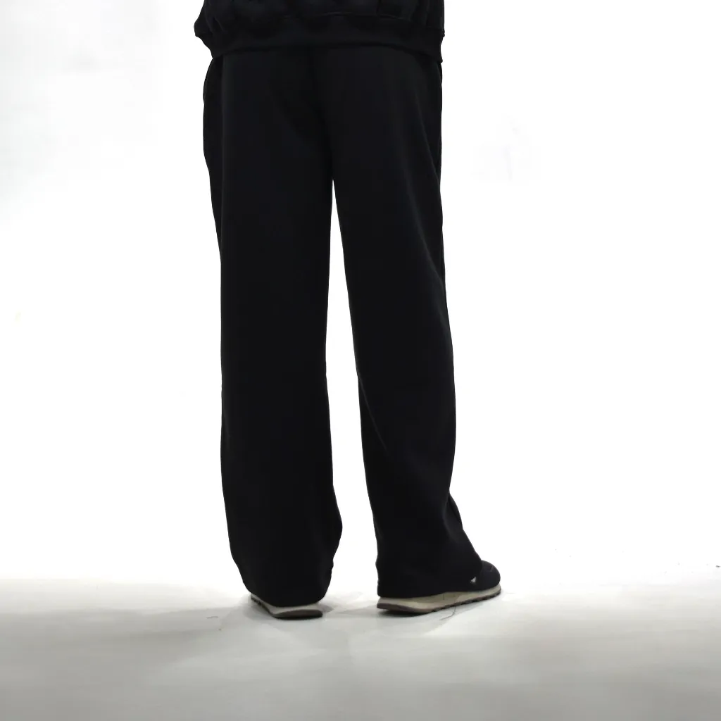 Black basic pants BACK.webp